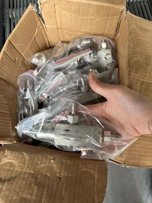 他の防水材料 M05 M11 エポキシ樹脂の塗料用の注射ポンプ