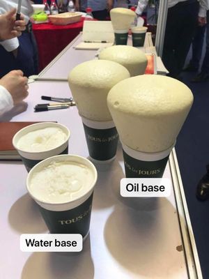 防寒防水樹脂コーティング 水基ポリウレタン泡材料を使用
